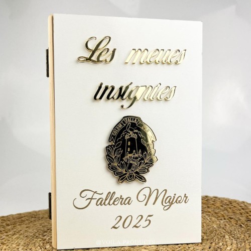 Caja guarda insignias falleras